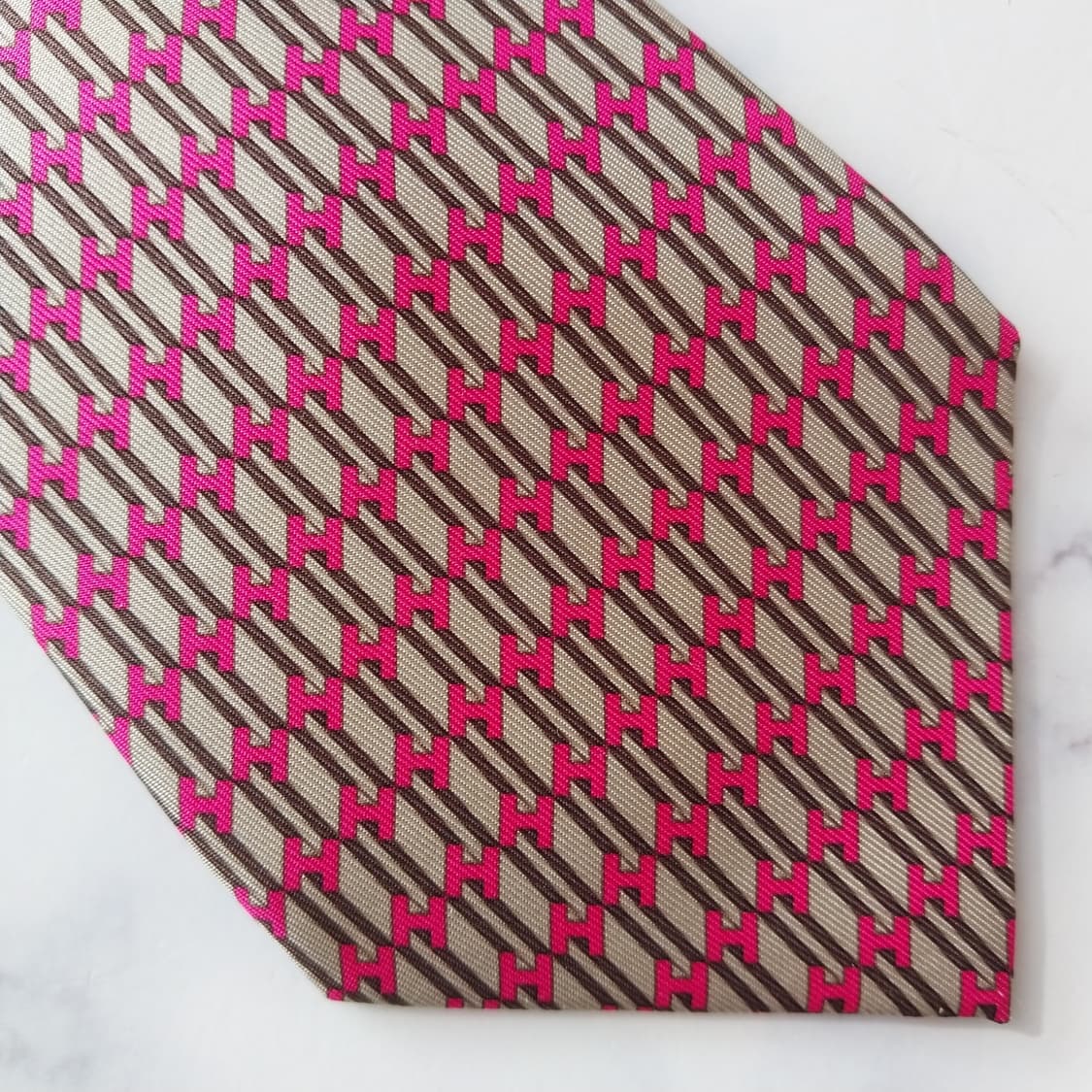 에르메스 실크 베이지&핑크 H 패턴 넥타이 9.5cm A+등급 K1889 상품이미지5