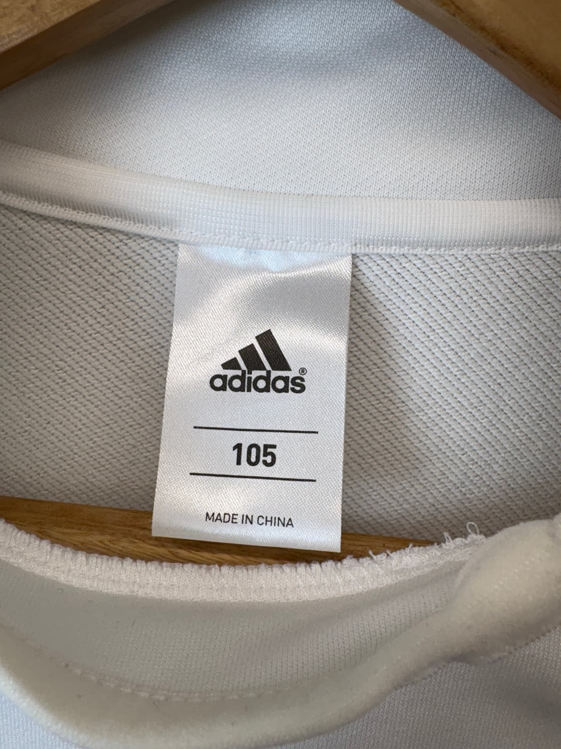 아디다스 레알마드리드 트레이닝 탑 화이트 상품이미지6