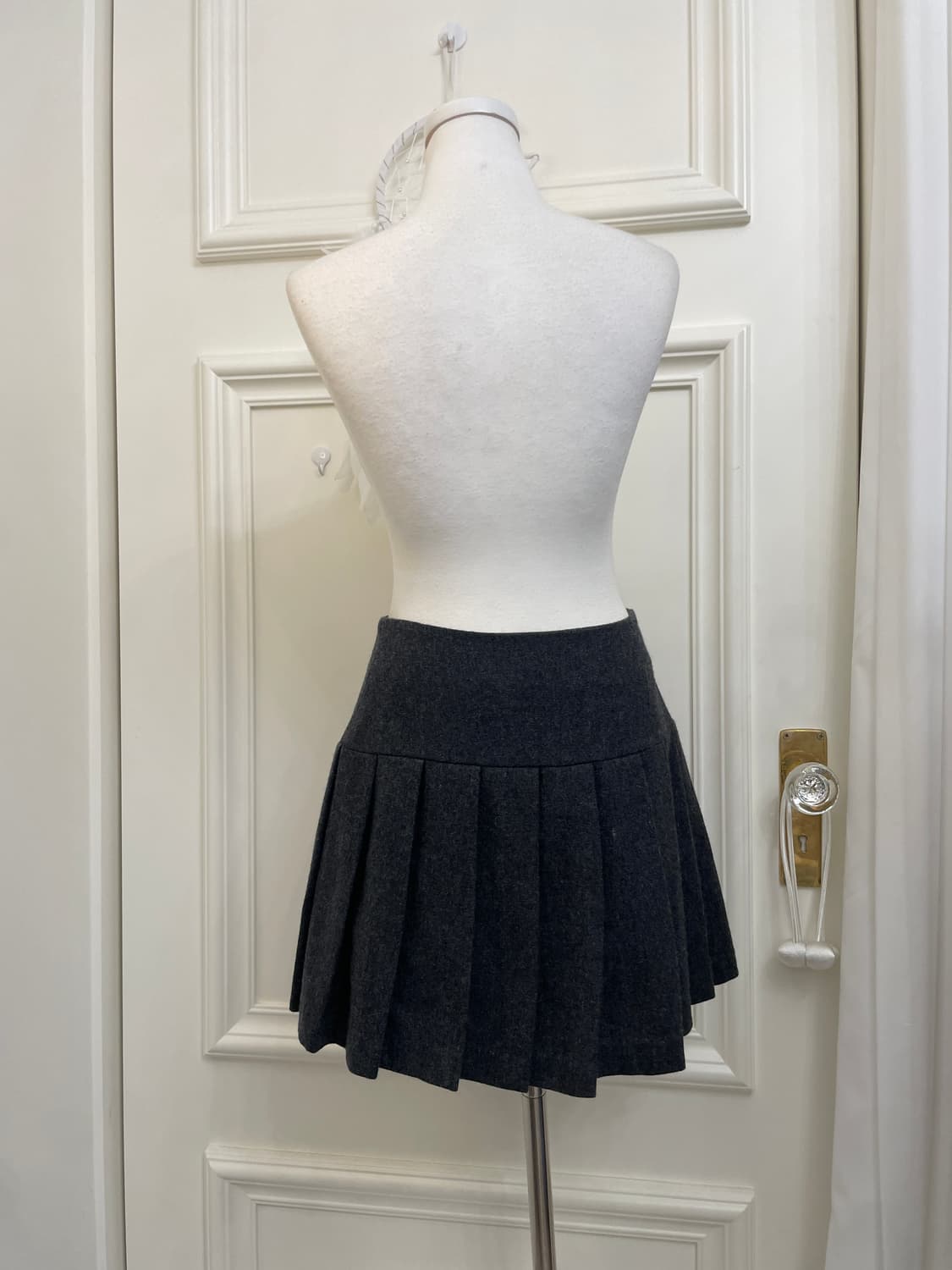 charcoal gold button pleats wool mini sk 상품이미지3