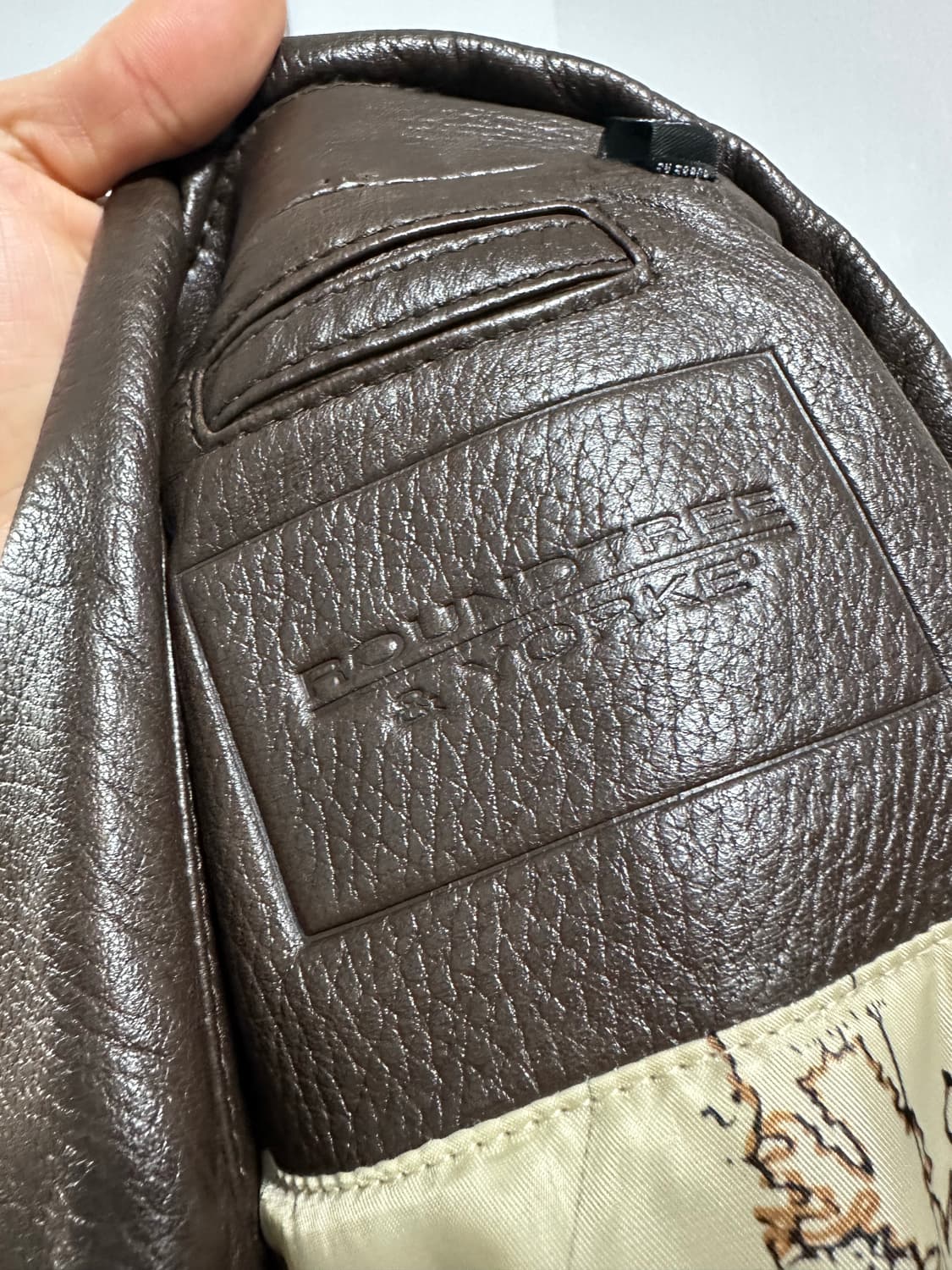 라운드트리 쉽스킨 A-2 자켓 상품이미지5