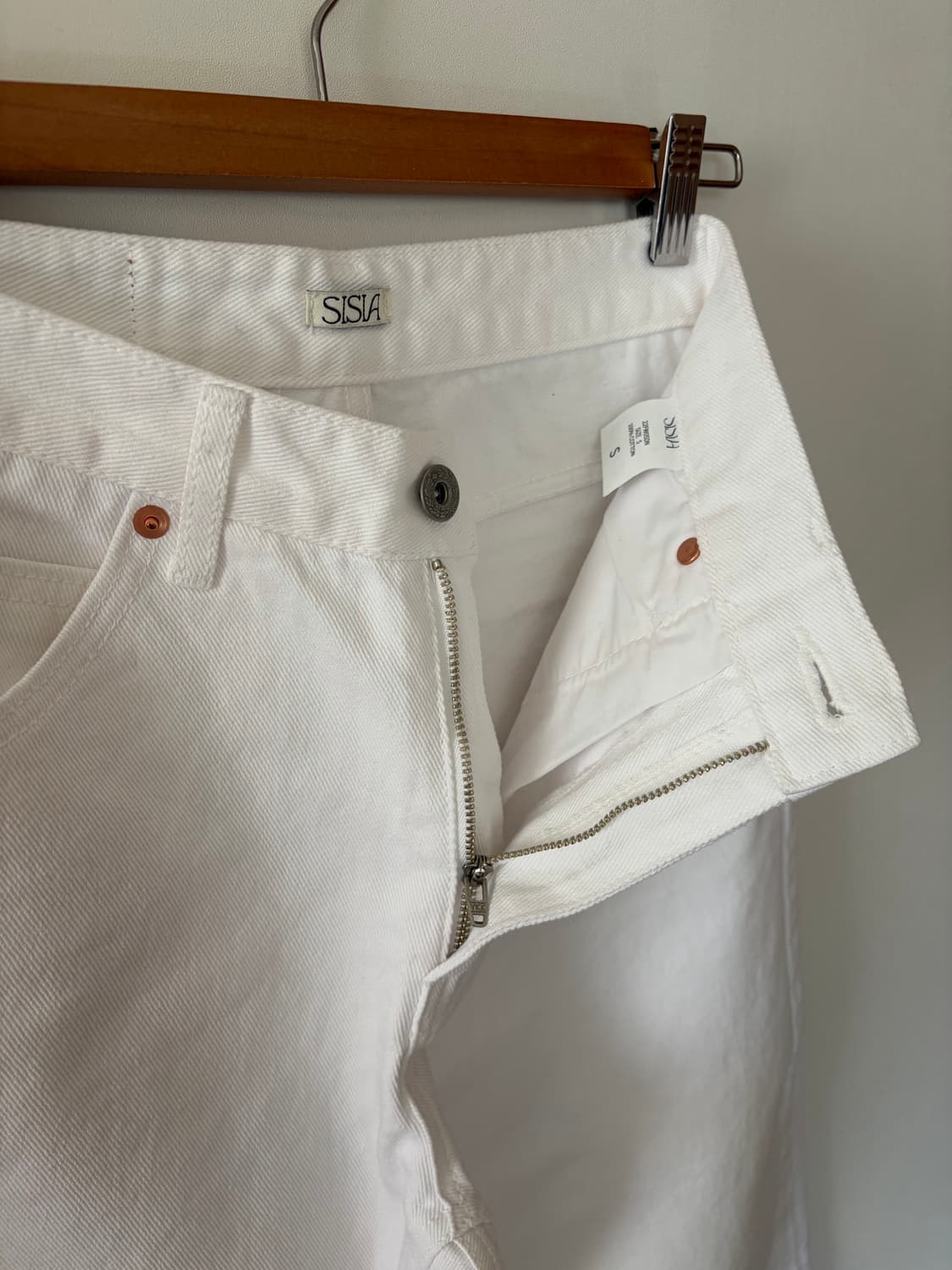 샵오눅 white egg jeans 화이트팬츠 시시아사우르스 상품이미지10
