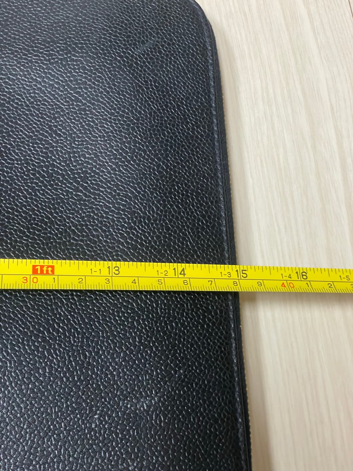 샤넬 CC 마크 캐비어 스킨 블랙 클러치 백 상품이미지8