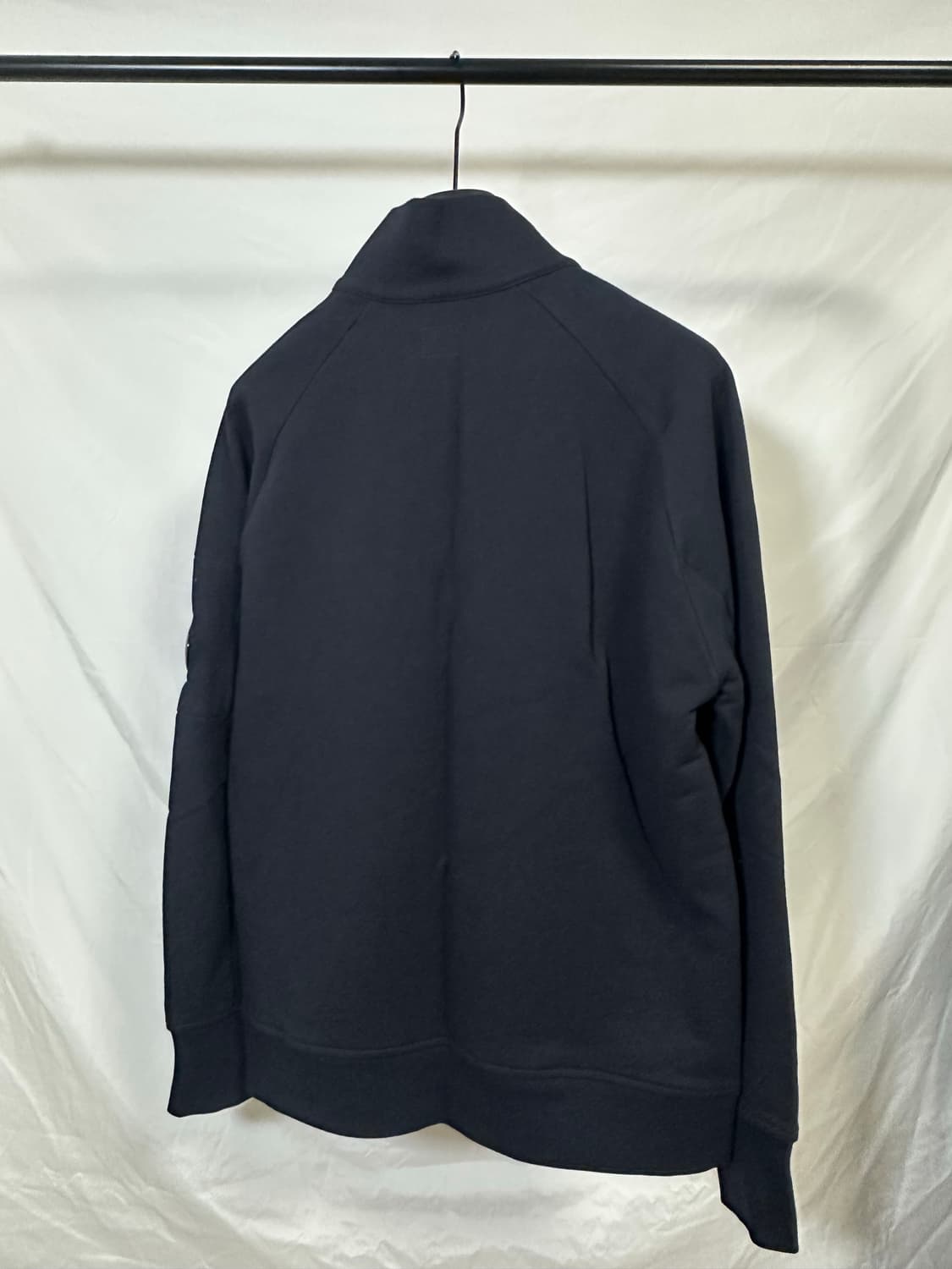 CP컴퍼니 렌즈와펜 하프집업 블랙 (M) 상품이미지2