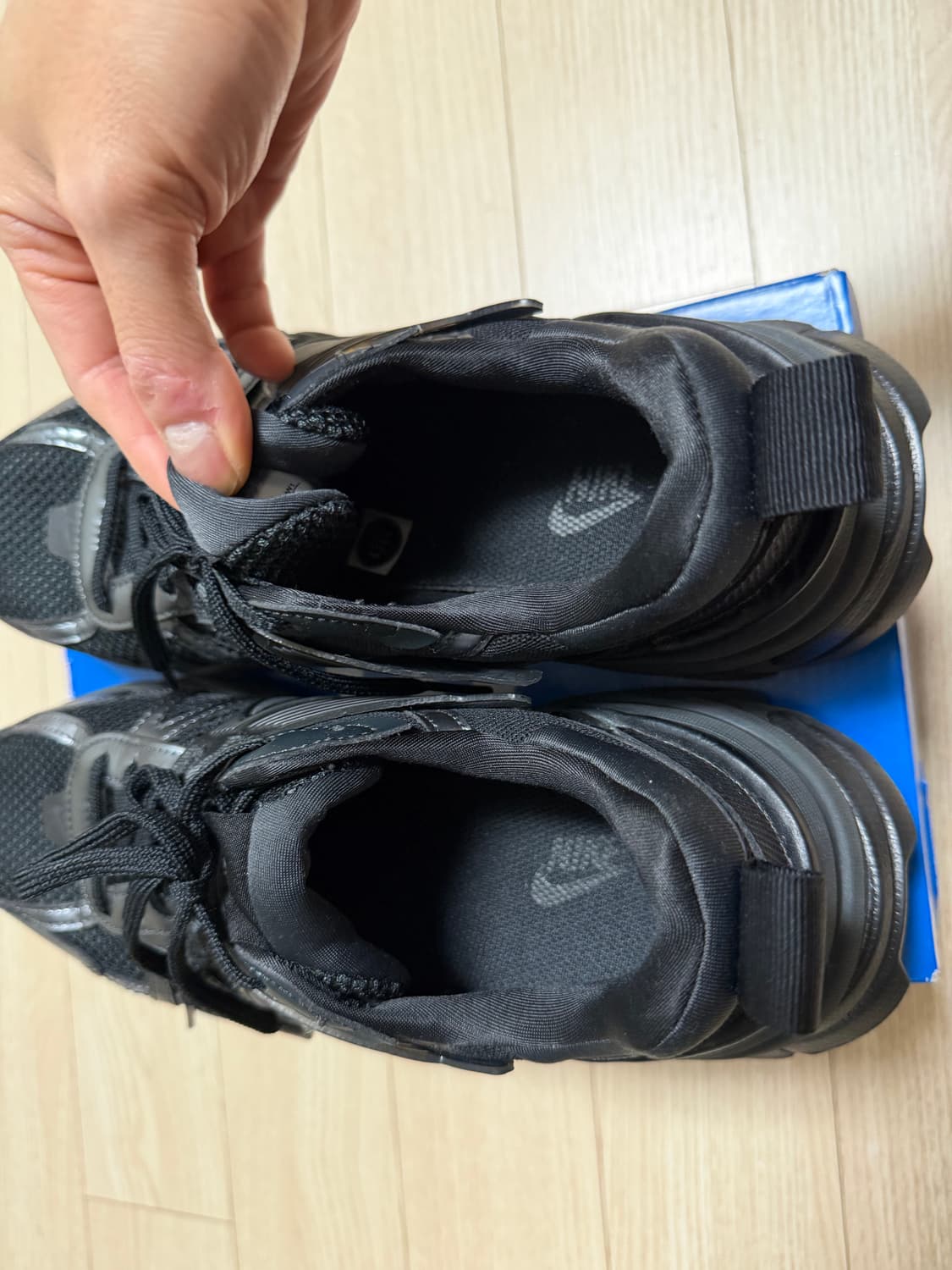  나이키 V2K 런 블랙 260mm 상품이미지2