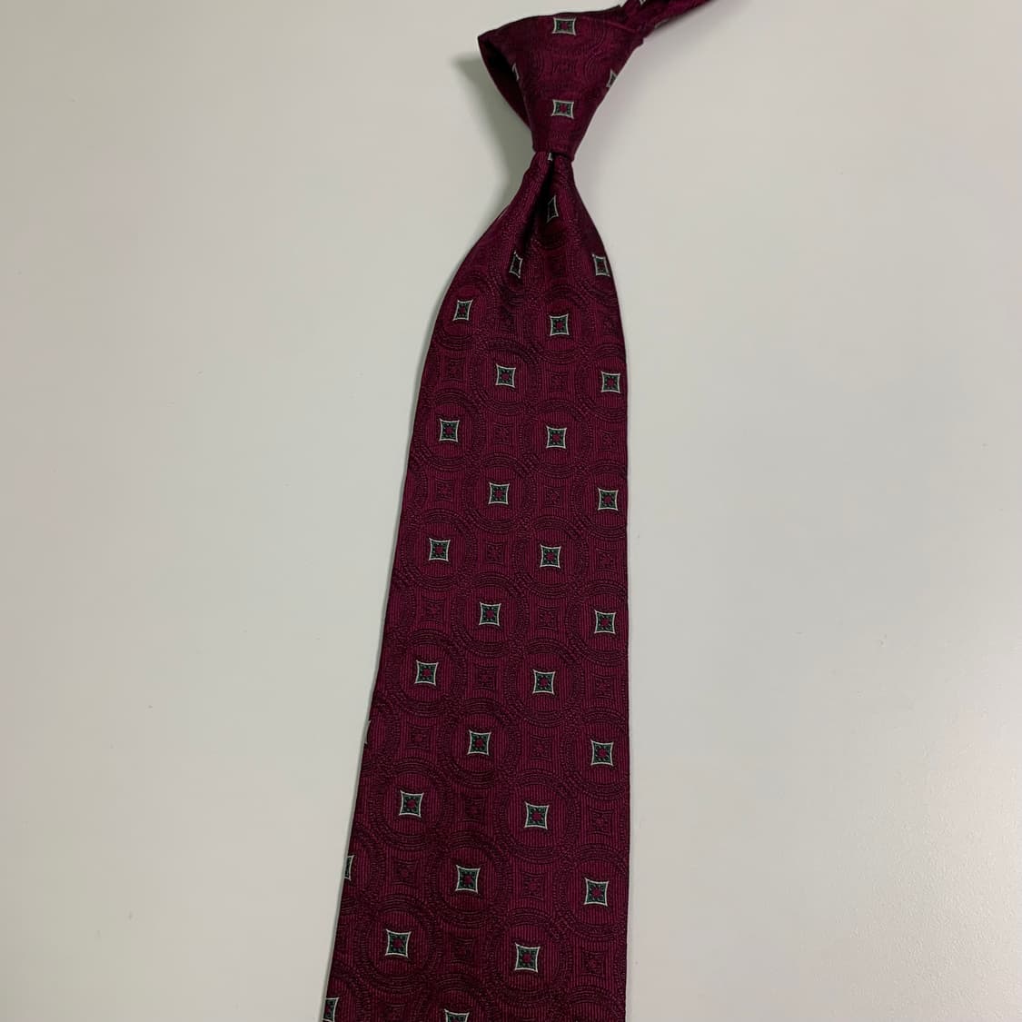 디올(Dior) 명품 새상품급 100실크 넥타이 클래식 정장룩 A+ 상품이미지7