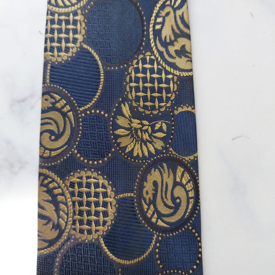발렌티노 실크 네이비 자카드 넥타이 8.9cm A~B등급 k2449
 상품이미지9