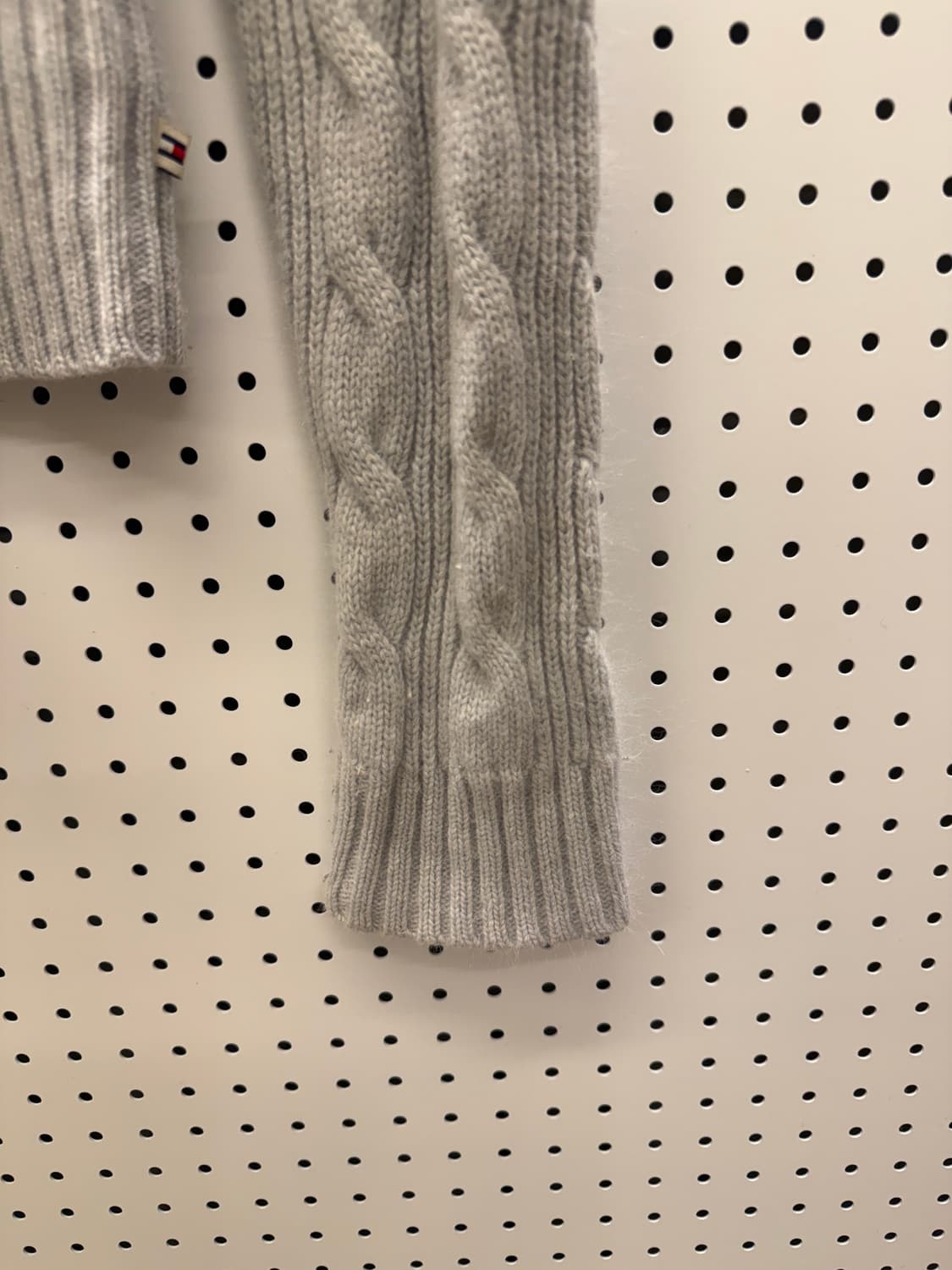 타미힐피거 케이블 니트 가디건 그레이 U397 상품이미지4