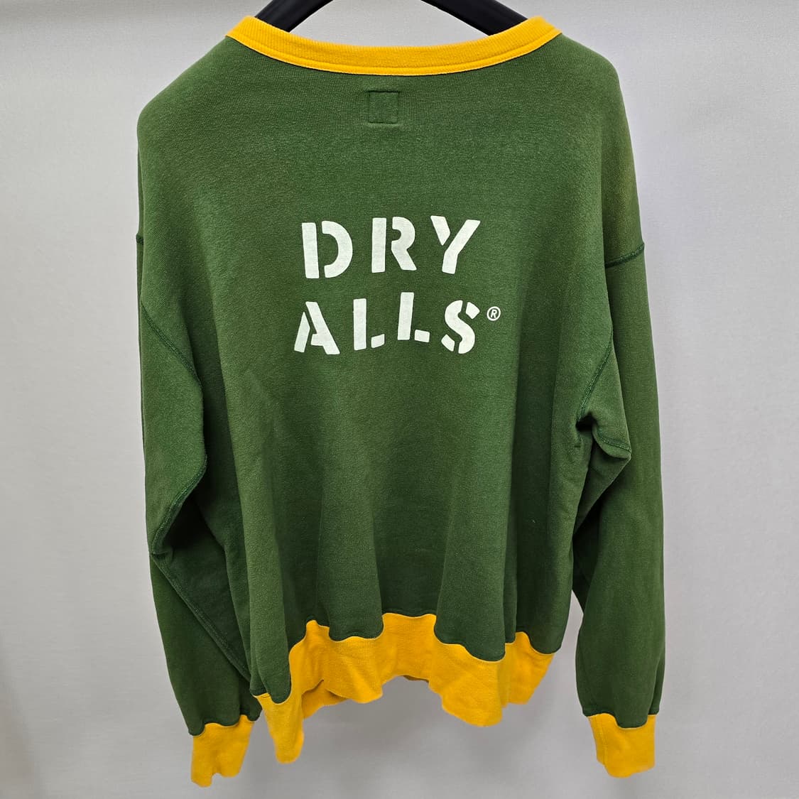 휴먼메이드 스텐실 맨투맨 xl사이즈 판매 상품이미지2