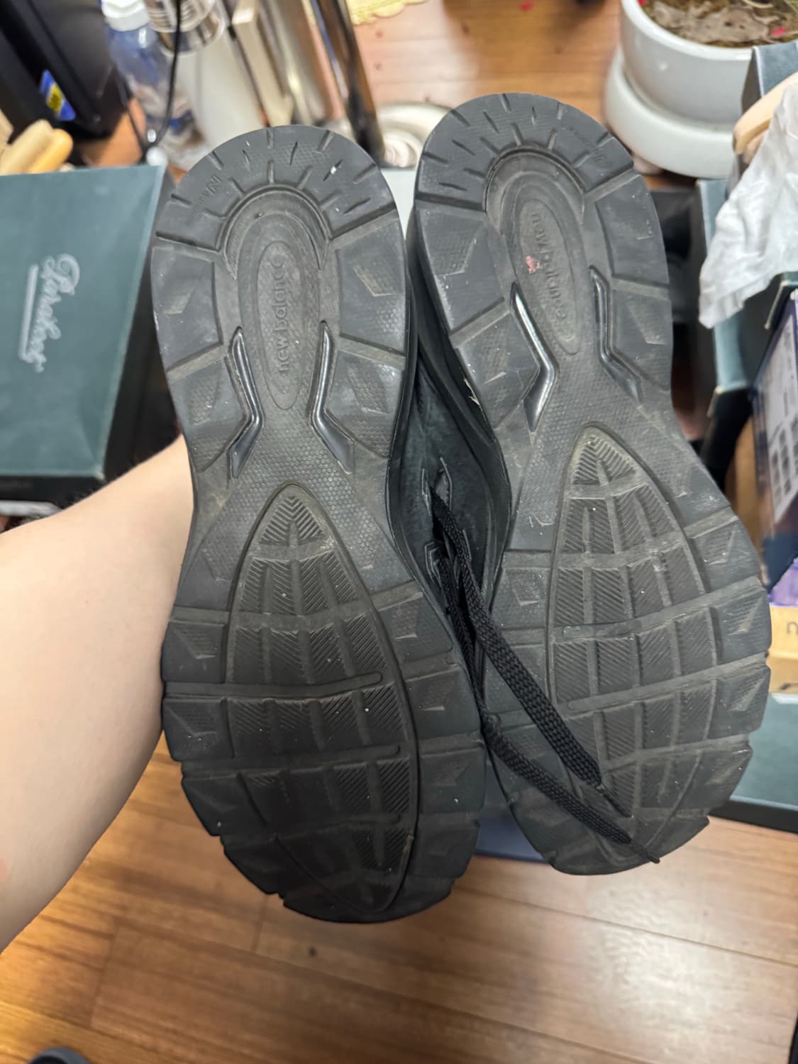 뉴발란스 990v5 트리플블랙 270   상품이미지4