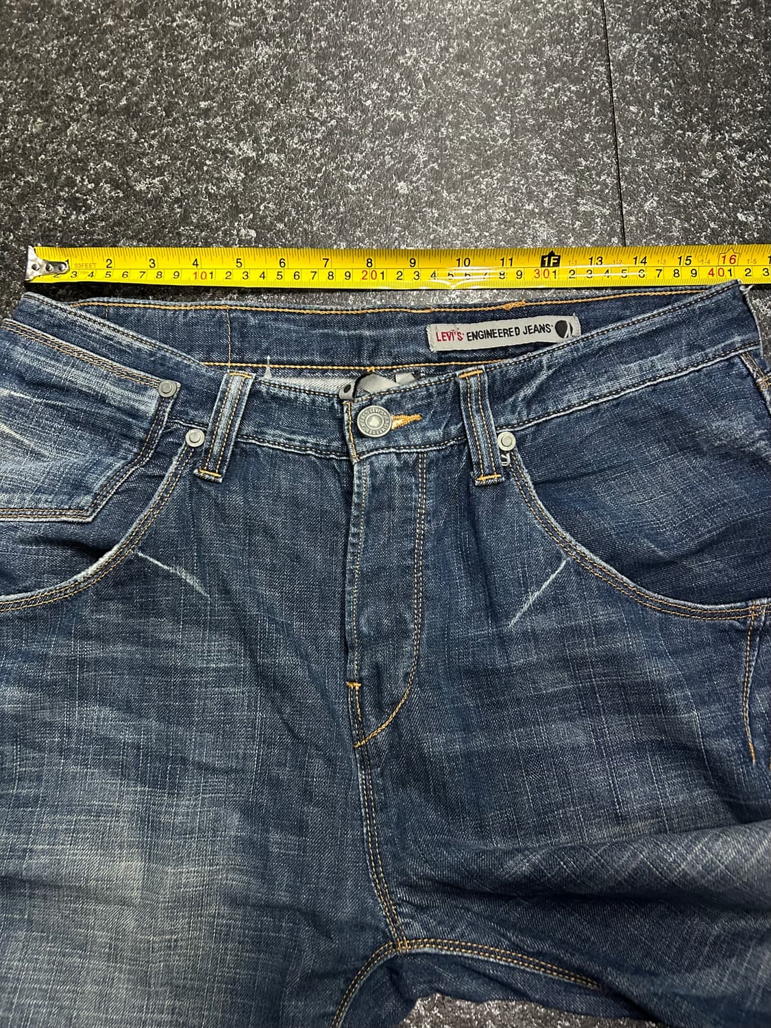 리바이스 엔지니어드진 워싱 데님 청바지 32인치 상품이미지6