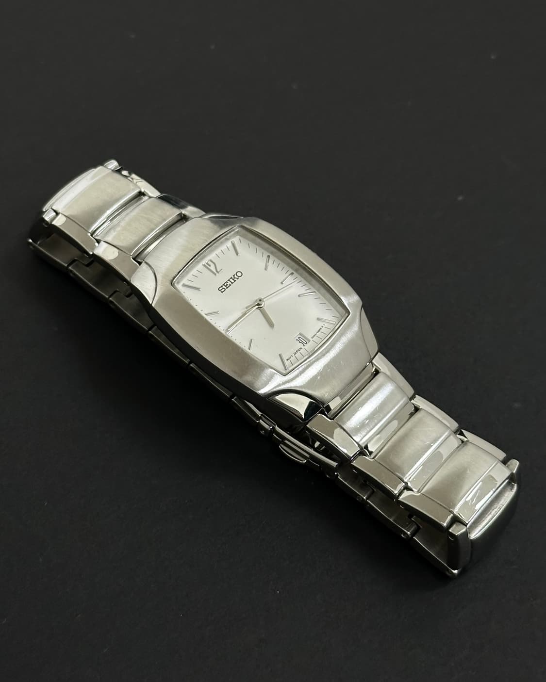 세이코 토노 케이스 쿼츠 시계 상품이미지5