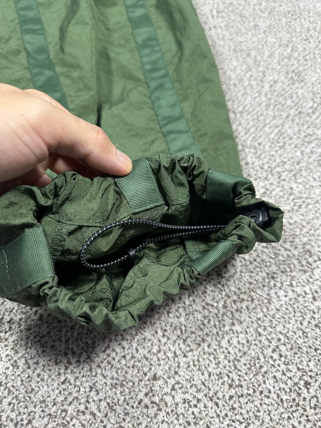 택있는새상품. 트래블 나일론 벌룬팬츠 L사이즈 상품이미지5