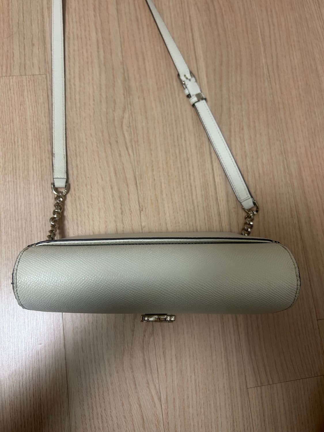 루이까또즈 크로스백 상품이미지2