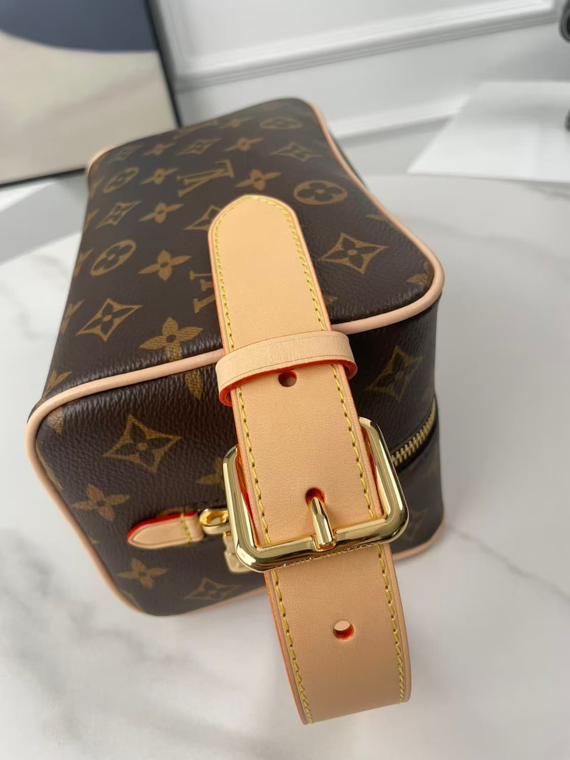 루이비통 락커 돕 키트 모노그램 상품이미지5