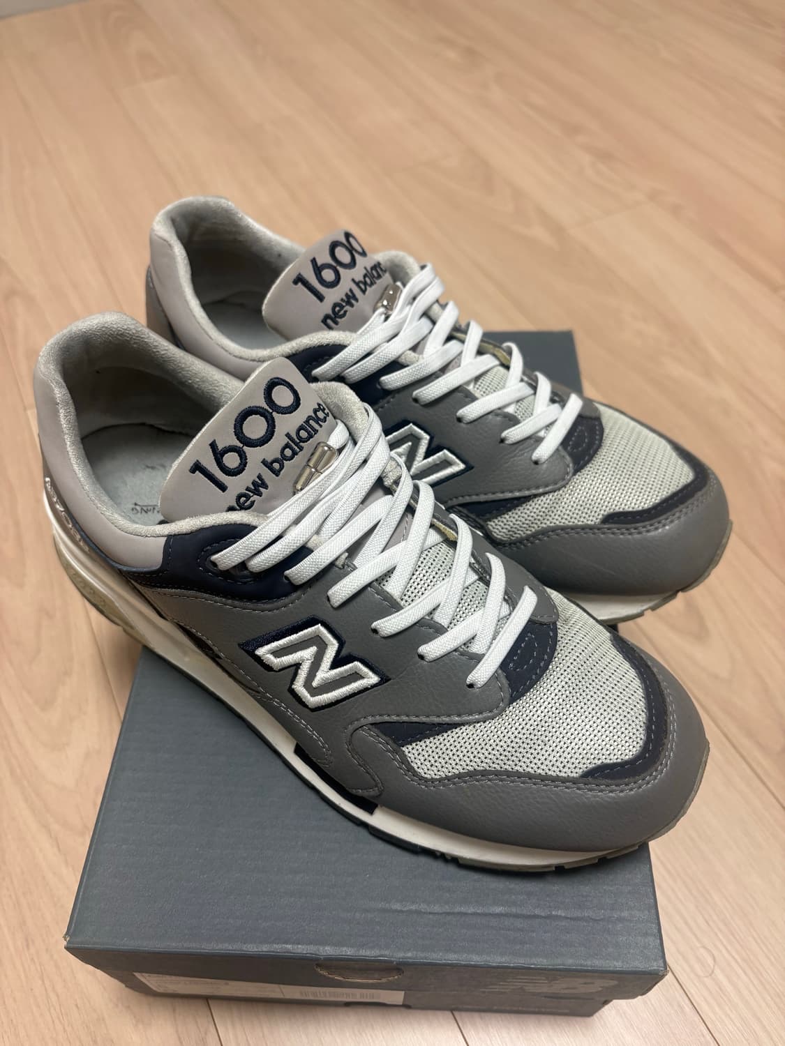 뉴발란스 1600 상품이미지1