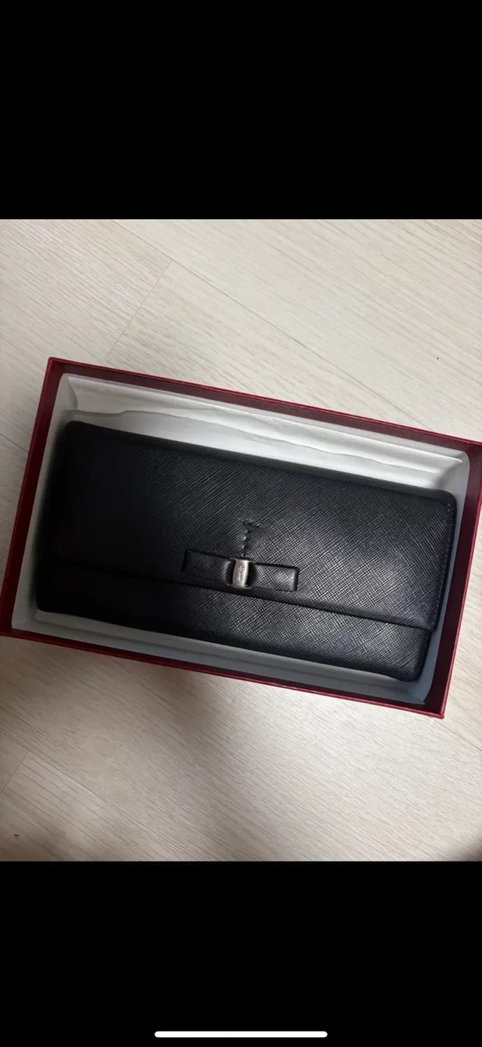 페라라모 ferragamo 장지갑 정품 상품이미지1