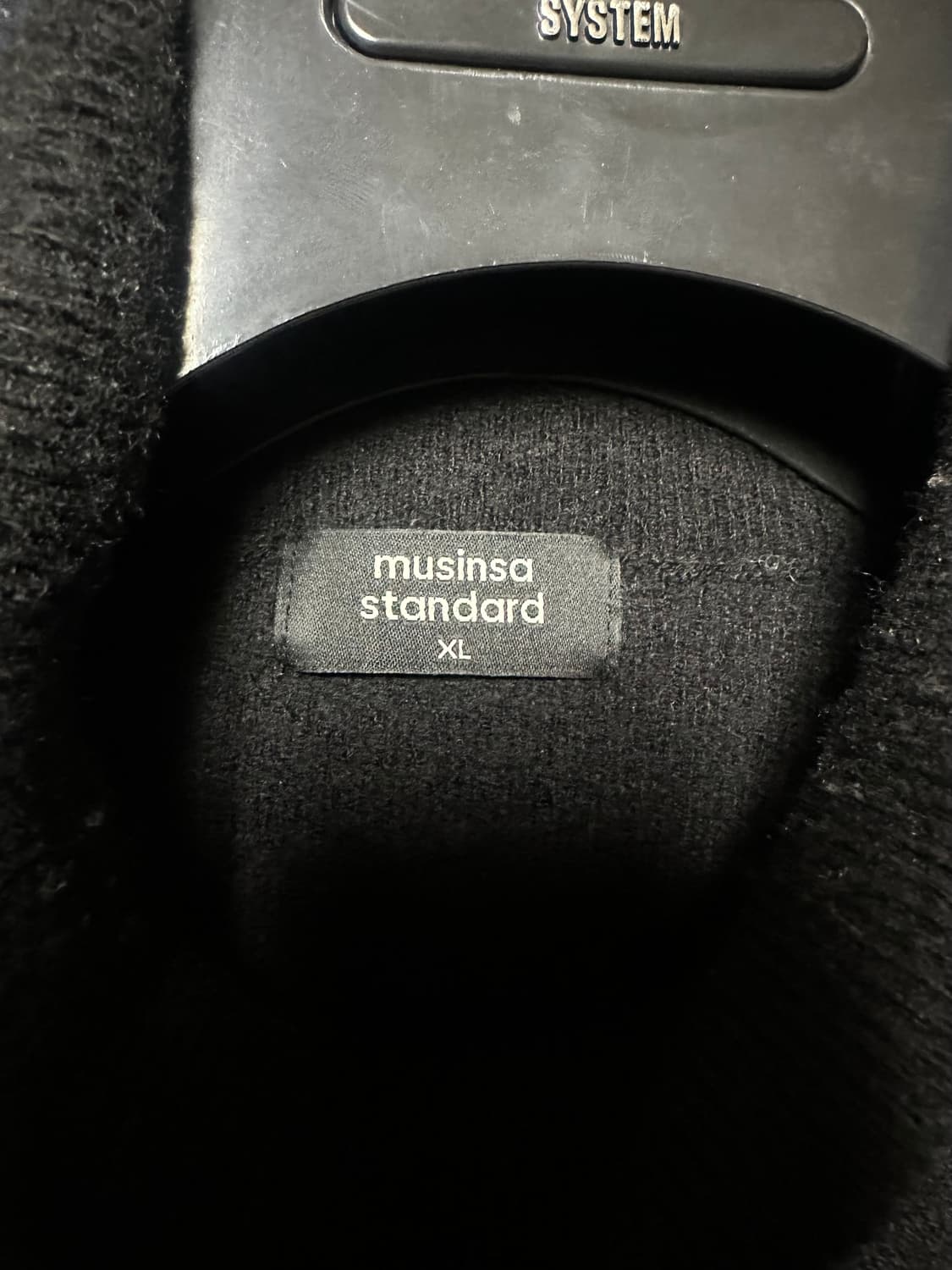 무신사 스탠다드 블랙 터틀넥 니트 XL 사이즈 상품이미지2