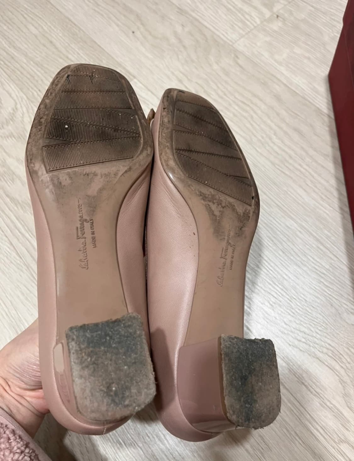 My Ferragamo 마이 페라가모 My Muse_핑크 리본 미들힐 슈 상품이미지6