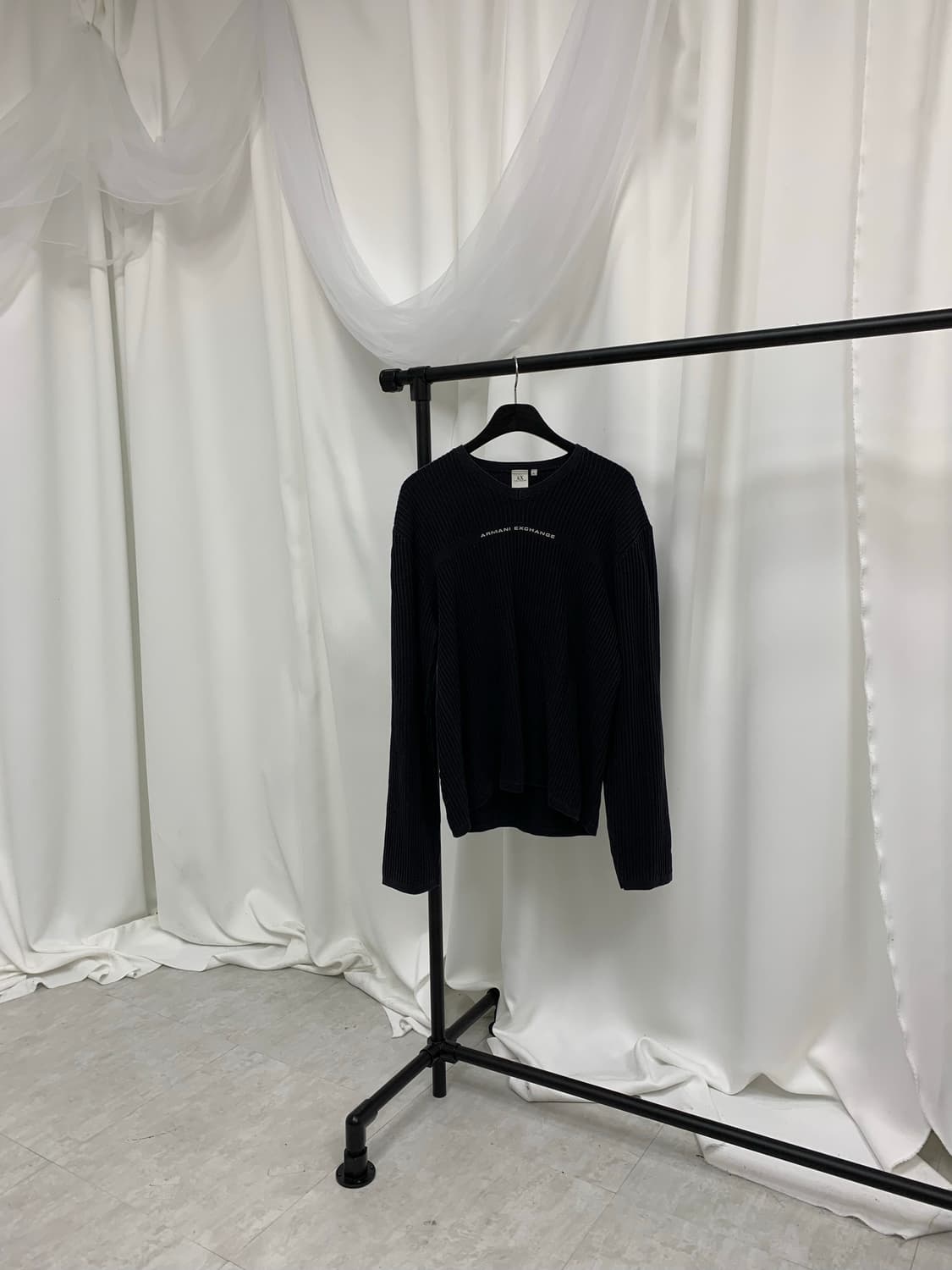 Armani V-neck knit 상품이미지1