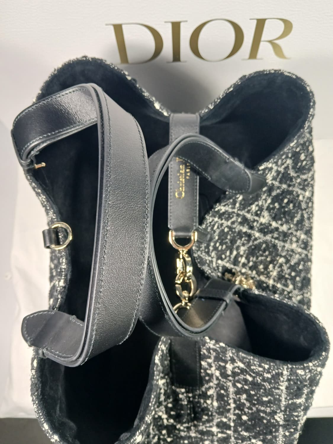 디올 트위드 뚜주흐 토트백 라지 M2820OTKV 상품이미지9