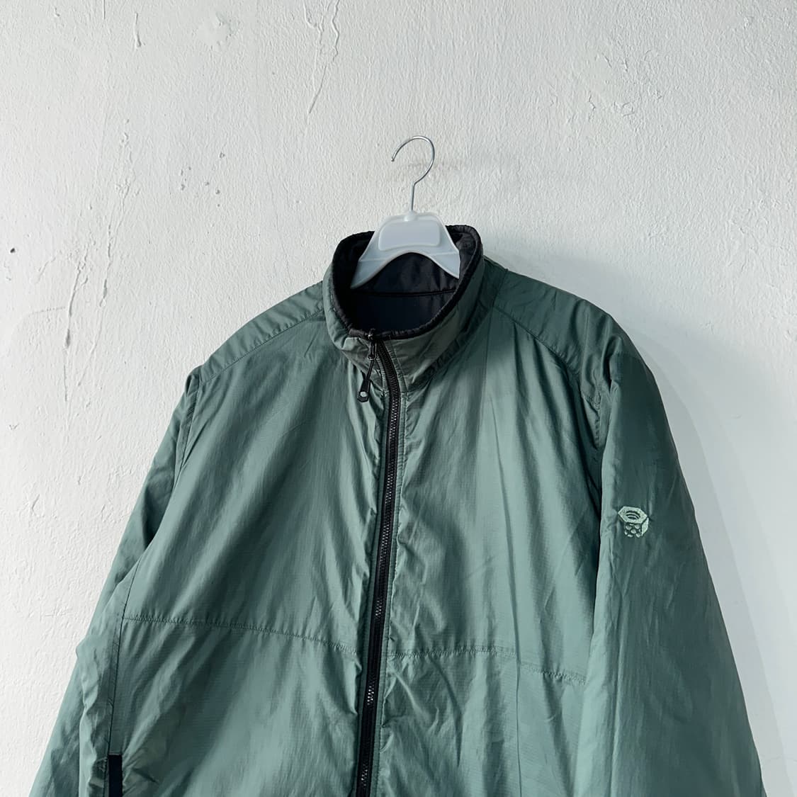 마운틴하드웨어 양면 경량패딩 100 상품이미지5