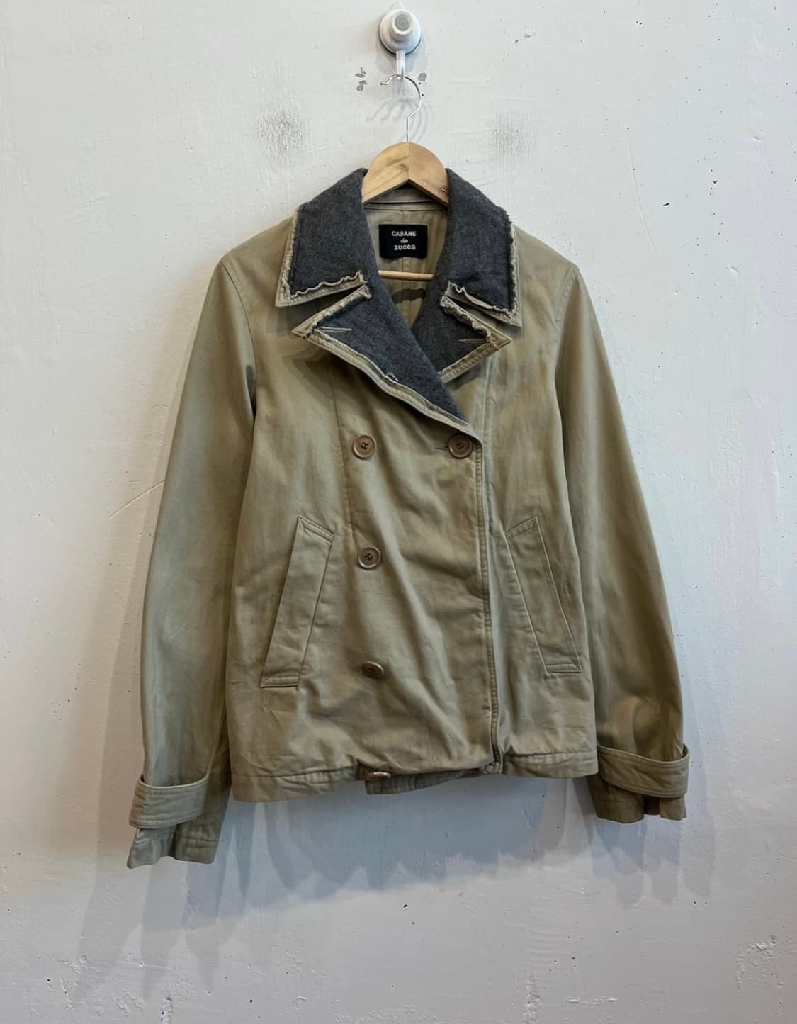 Zucca 울트리밍 숏 트렌치 자켓 상품이미지1