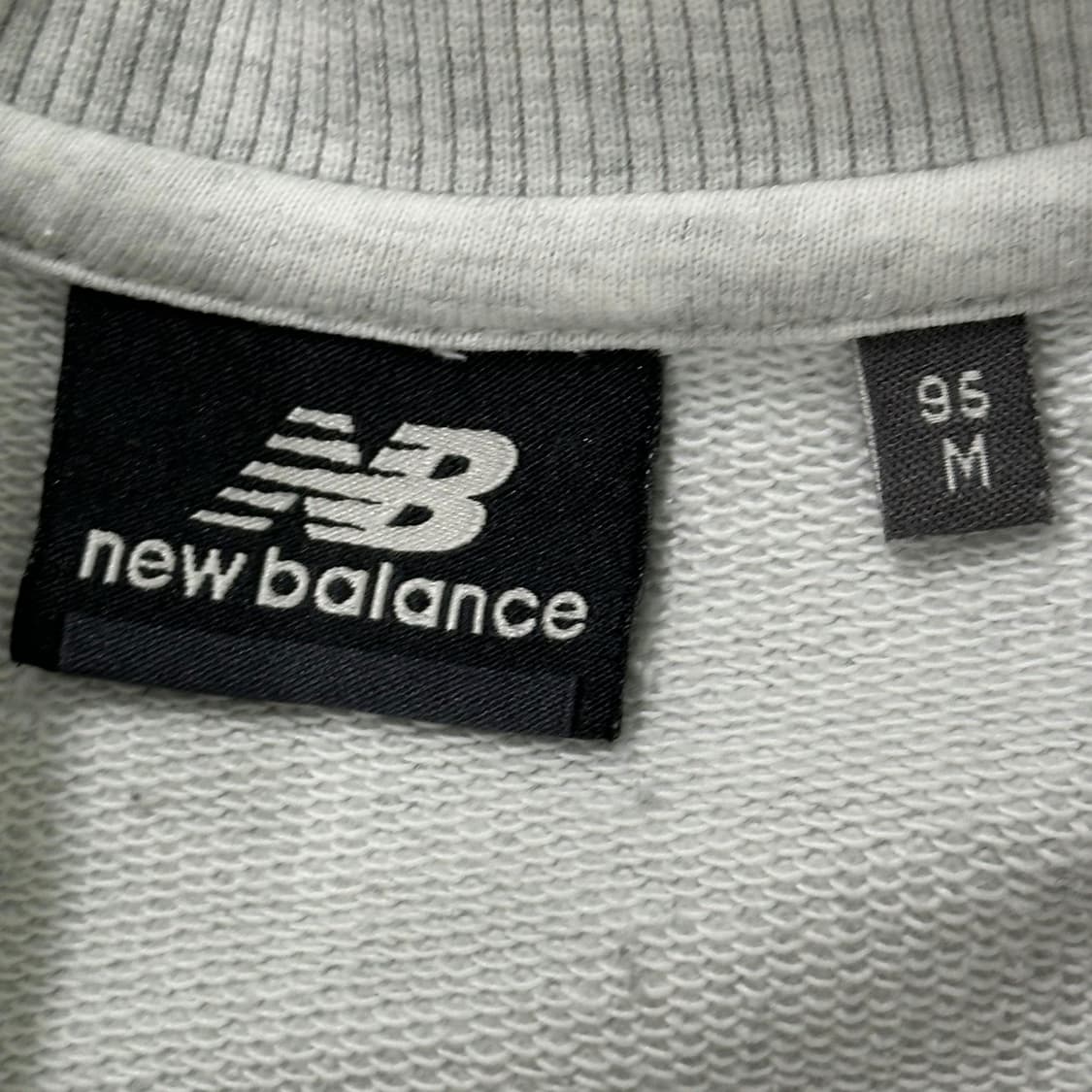 뉴발란스 오트밀 레터링 백로고 맨투맨 (M) 상품이미지7