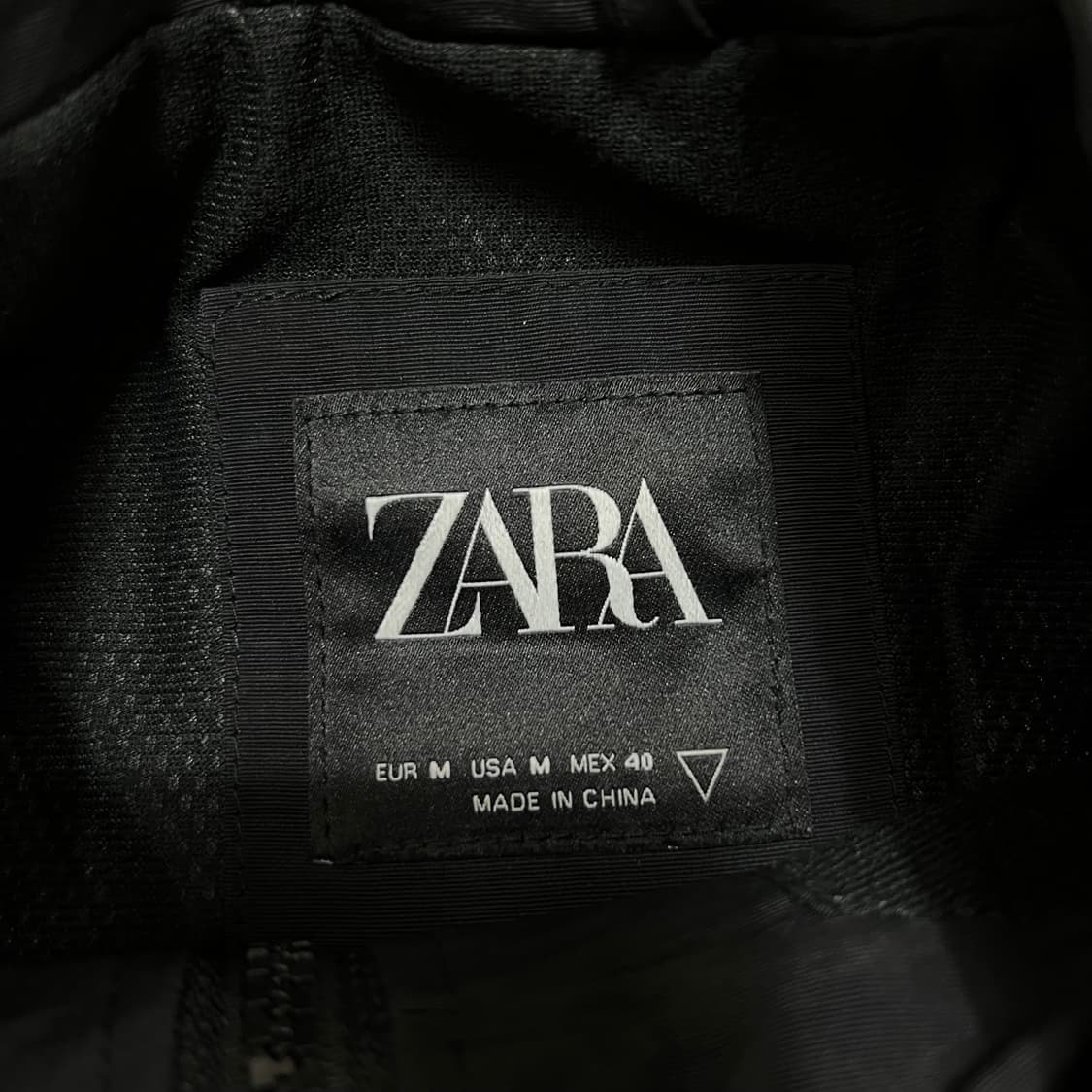 자라 DNWR 와펜 바람막이 자켓 [블랙] M/95 상품이미지4