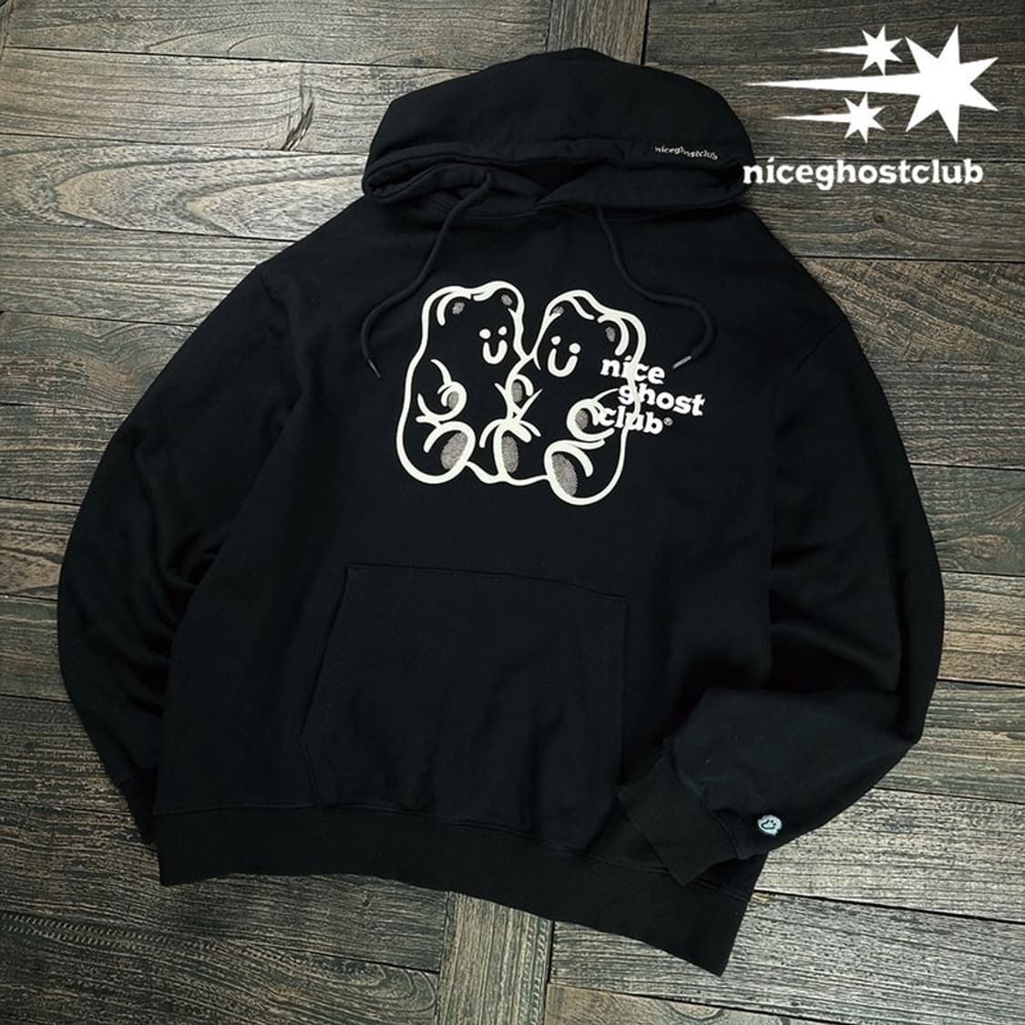 [나이스고스트클럽] 그래픽 프린팅 오버핏 후드티 블랙 M19331 상품이미지1