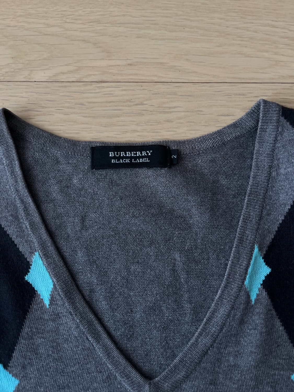 Burberry 블루 로고 다이아몬드 롱슬리브 상품이미지3