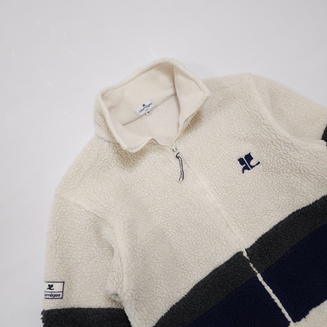 꾸레쥬 백로고 쉐르파 자켓 상품이미지2