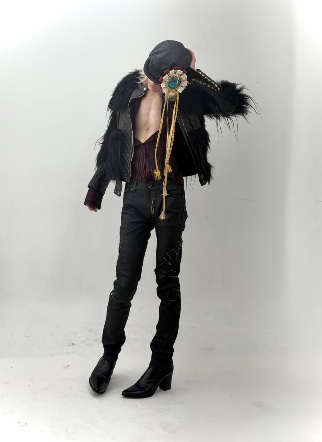 발망 12fw 아트피스 렘스킨 퀼팅 라쿤 퍼 크로스 재킷 상품이미지4