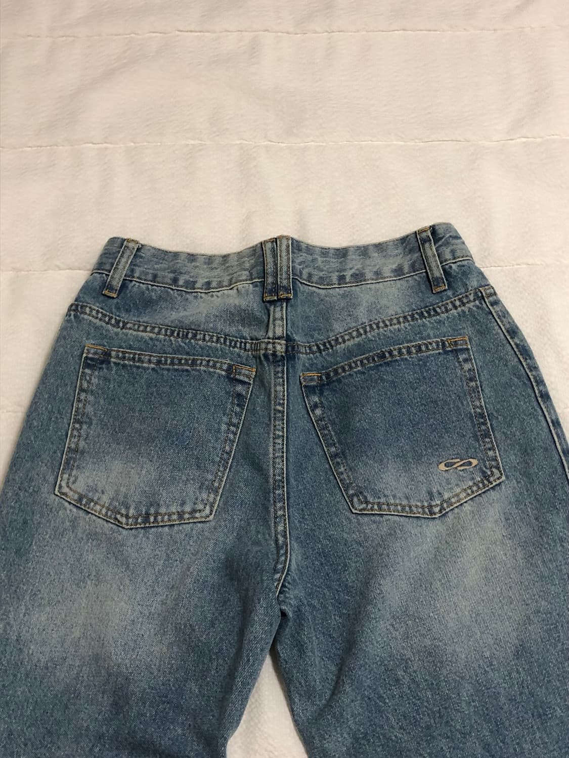 밀로우먼 연청 부츠컷 팬츠 (s size)  상품이미지3
