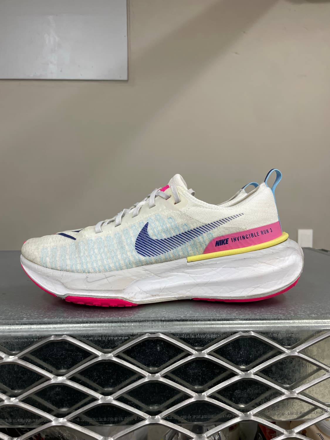 나이키 줌X 인빈서블 런 플라이니트 3 275 상품이미지1