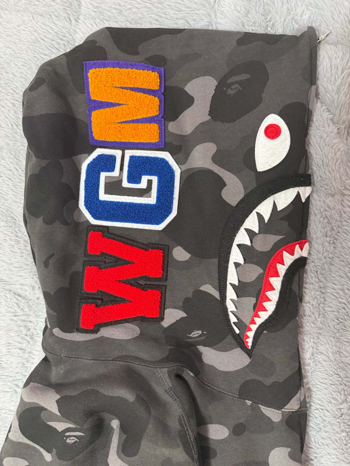 베이프 샤크후드 흑계 상품이미지2