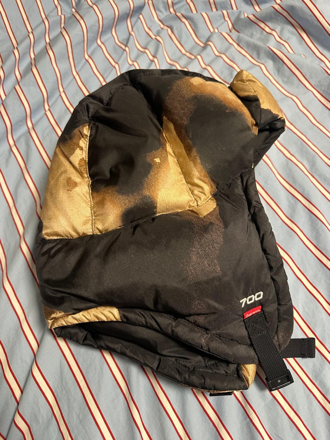 슈프림 노스페이스 블리치드 트루퍼 상품이미지2