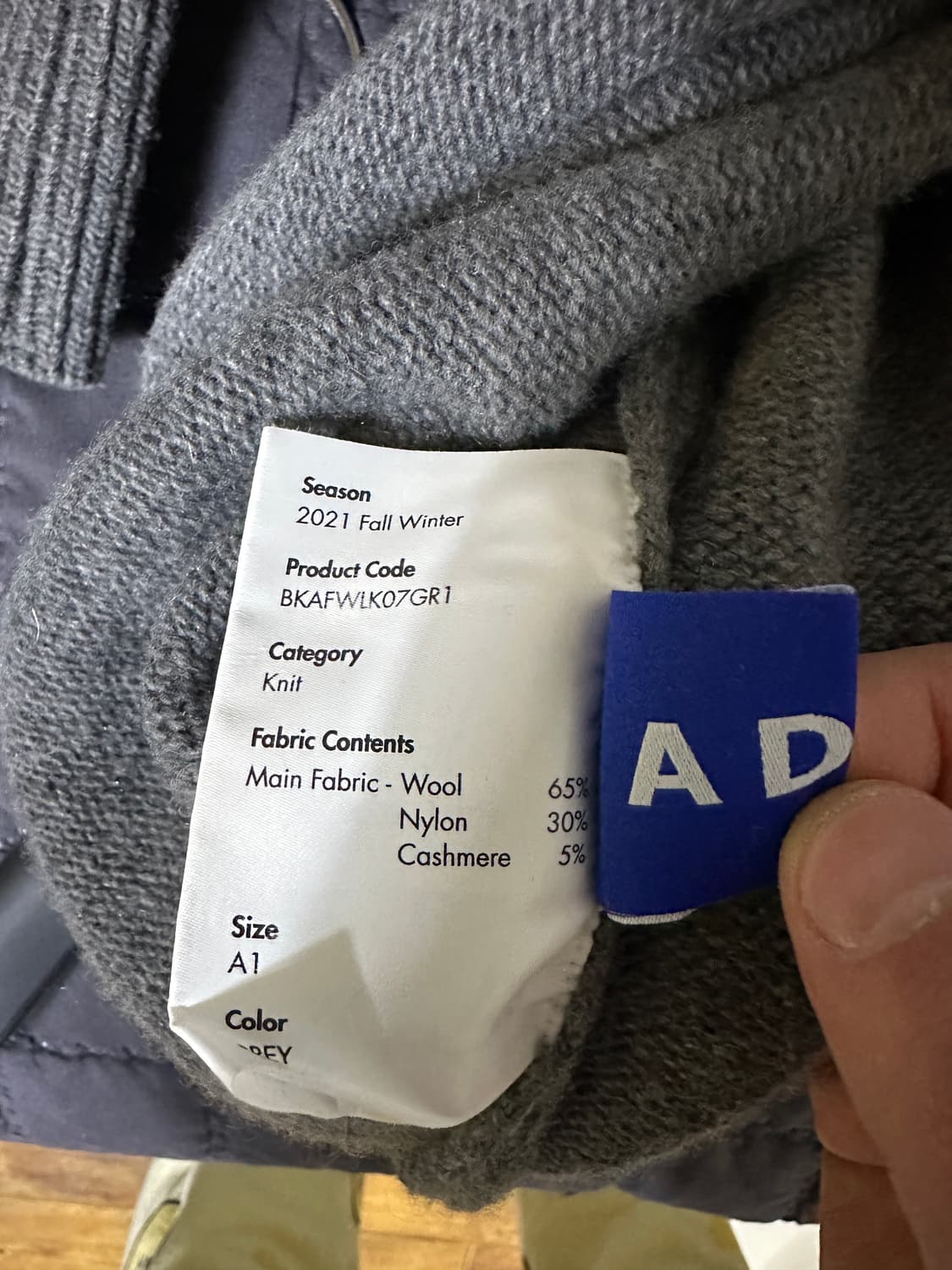 L, A1) 21fw 아더에러 로고 캐시미어 니트 상품이미지3