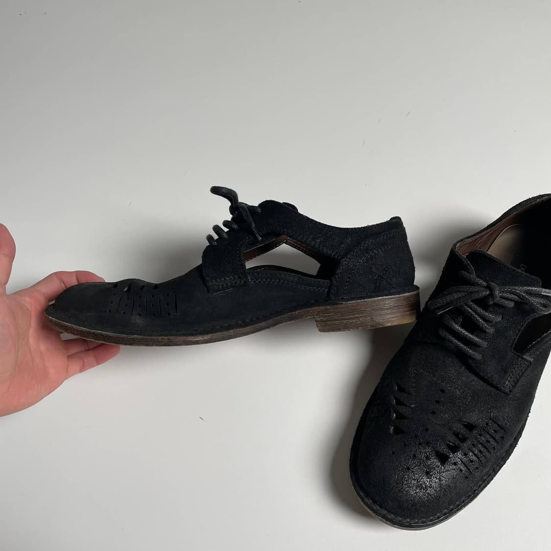 Dolce&gabbana 홀 포인트 스웨이드 슈즈 (280) 상품이미지3