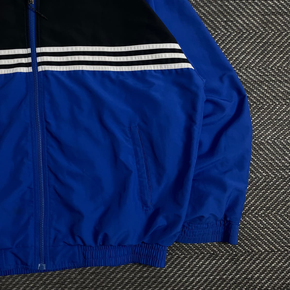 00s 아디다스 올드스쿨 배색 박시핏 바람막이o 3095 상품이미지2