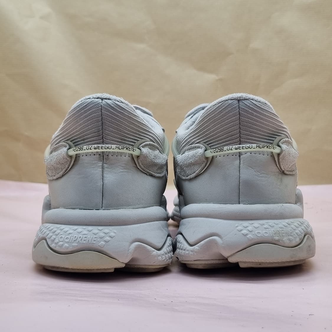 아디다스 오즈위고 운동화 250 상품이미지4