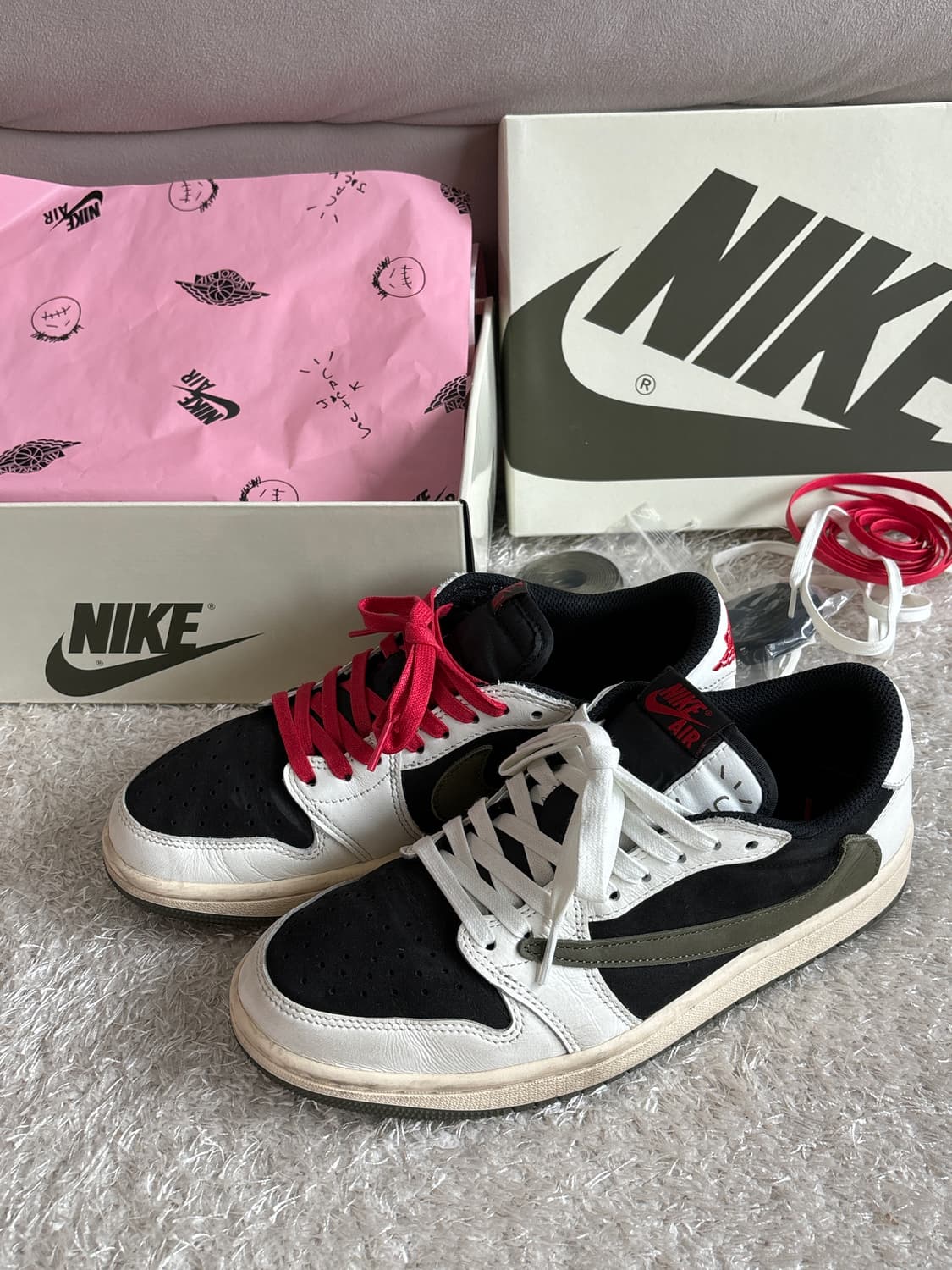 조던1 트래비스 스캇 레트로 로우 미디움 올리브 255 상품이미지1