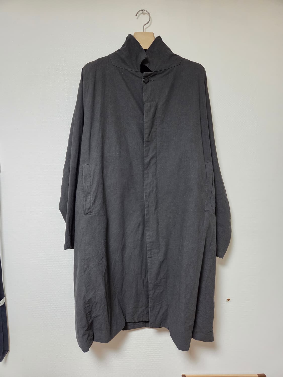 투빌더스하우스 스탠다드 싱글코트 차콜 상품이미지1