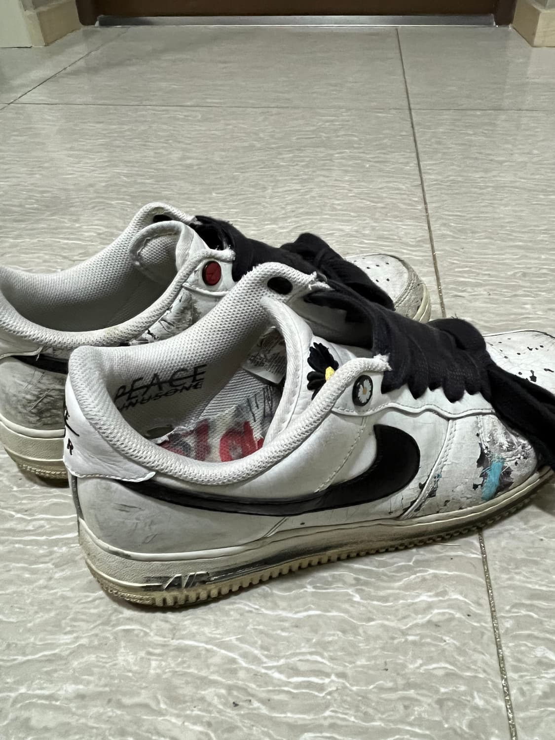 나이키 x 피스마이너스원 에어포스 1 로우 파라노이즈 2.0 상품이미지2