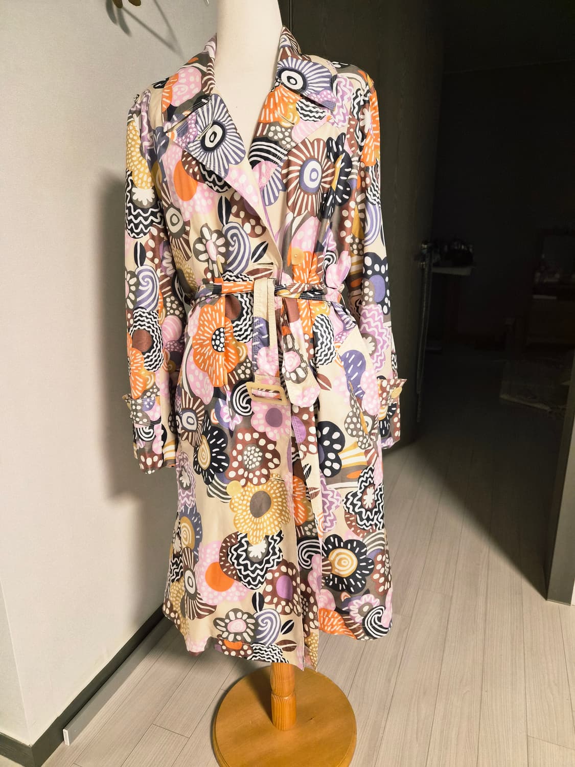 오일릴리(Oilily) 유니크 플라워 패턴 트렌치코트 상품이미지2