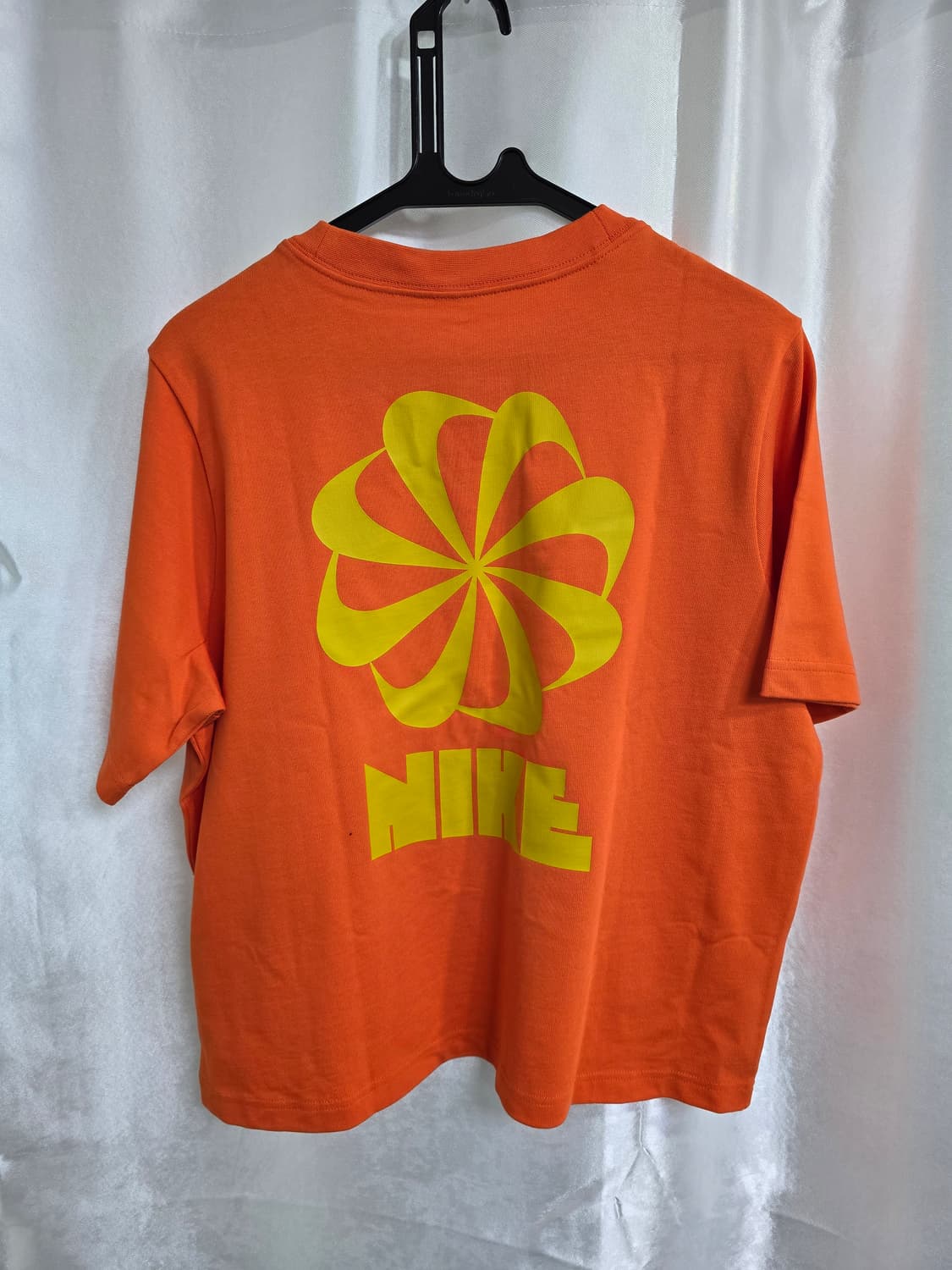 나이키 오렌지 반팔 티셔츠 (1530) 상품이미지2