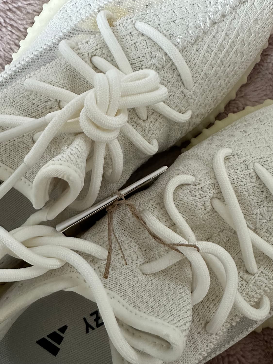 아디다스 이지 부스트 350 V2 본 235 상품이미지2