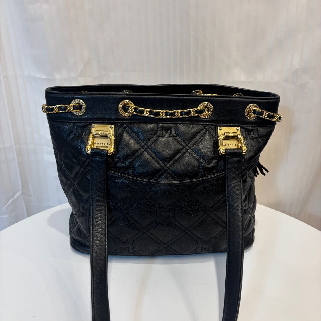 정품 메트로시티 퀄팅 금장 숄더백     상품이미지7
