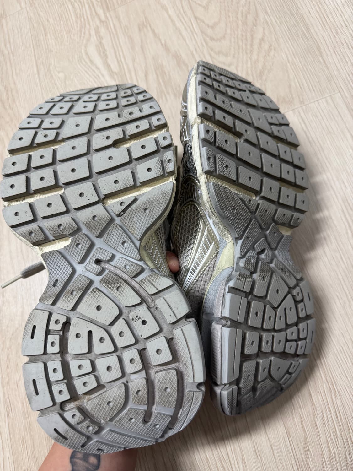 발렌시아가 3xl 에그쉘 39 상품이미지5