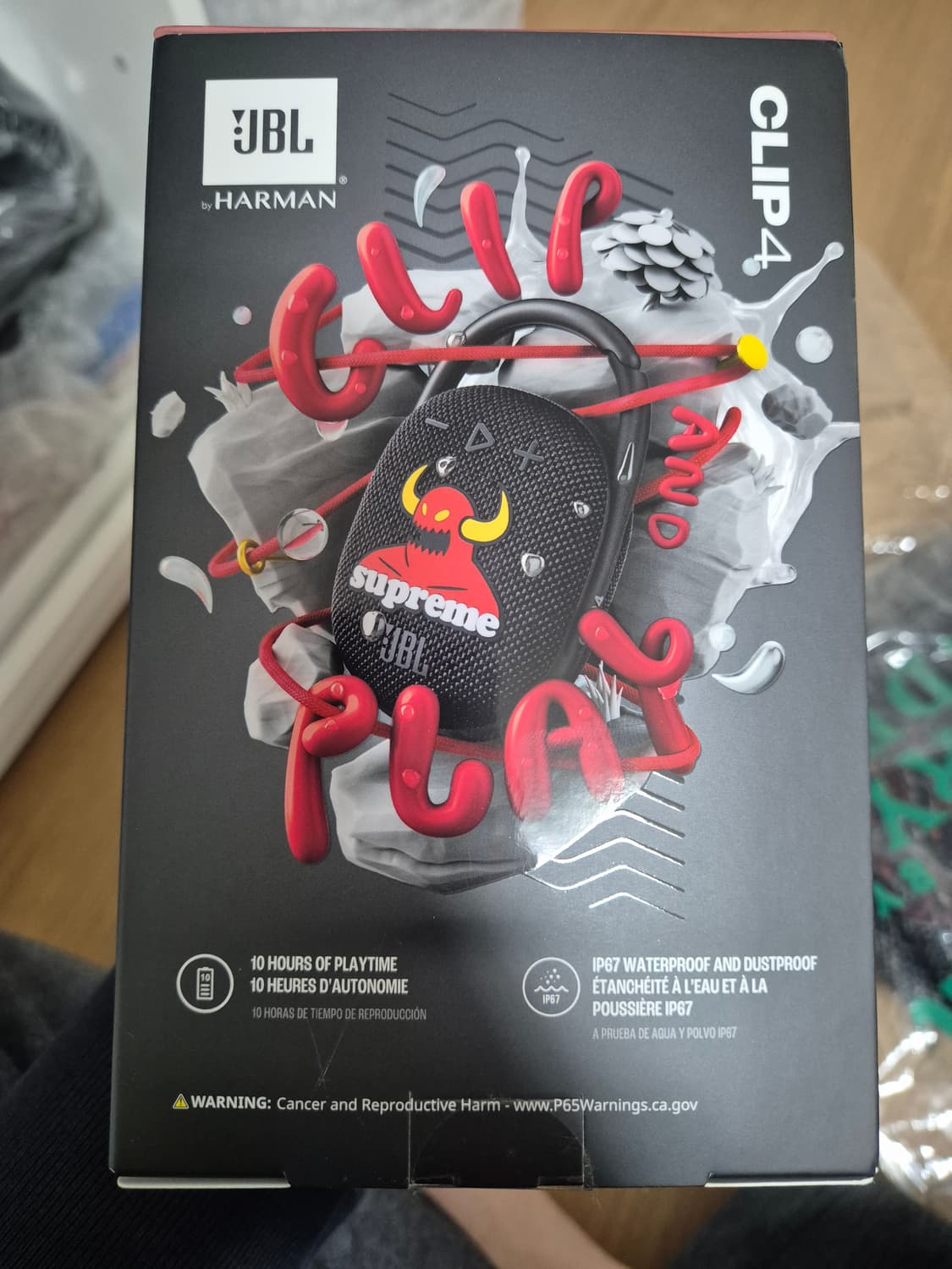 JBL Clip 4 슈프림 콜라보 블루투스 스피커  상품이미지2