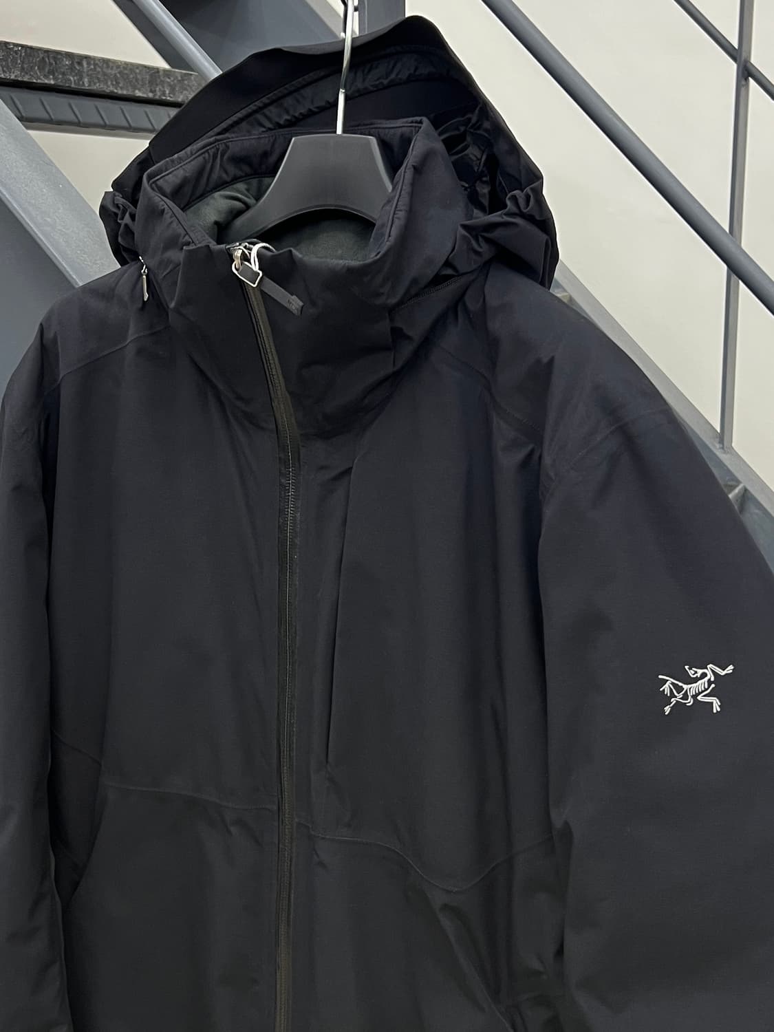 아크테릭스 아메스 고어텍스 패딩 자켓 상품이미지2